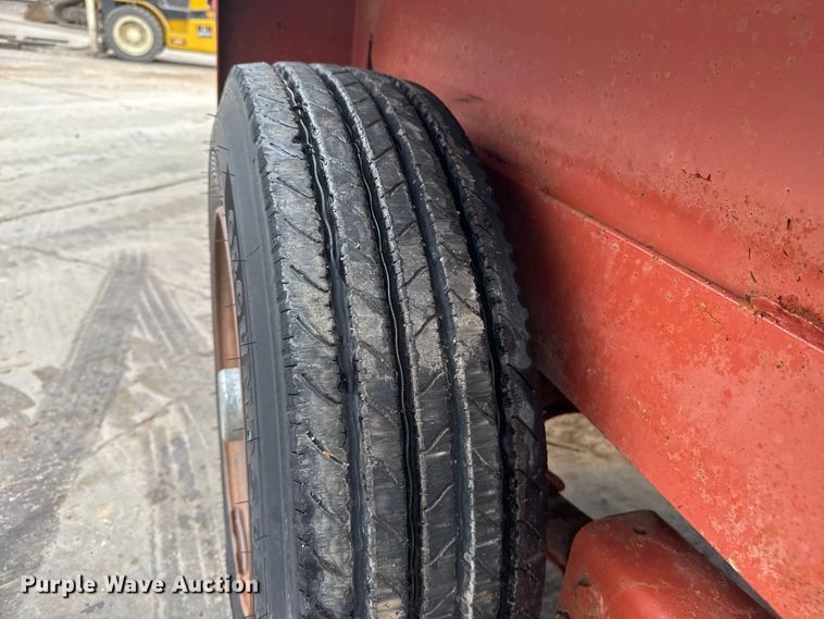 image for item MX9155 2007 Belshe BF9T equipment trailer