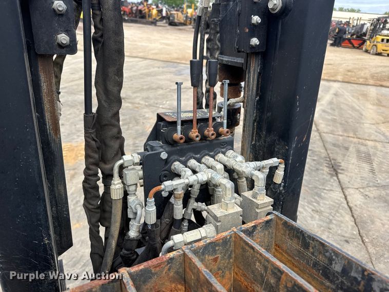 image for item MX9158 2013 Ditch Witch JT2020 Mach 1 directional boring unit