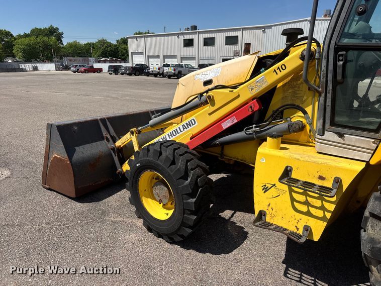 image for item MX9195 2007 New Holland B95 backhoe