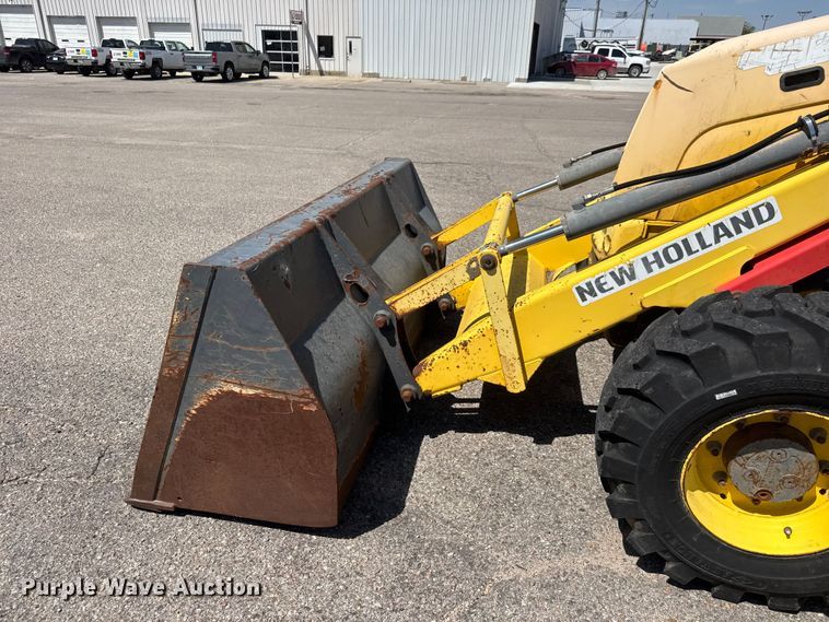 image for item MX9195 2007 New Holland B95 backhoe