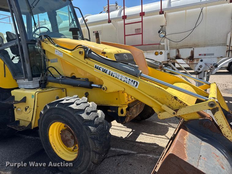 image for item MX9195 2007 New Holland B95 backhoe