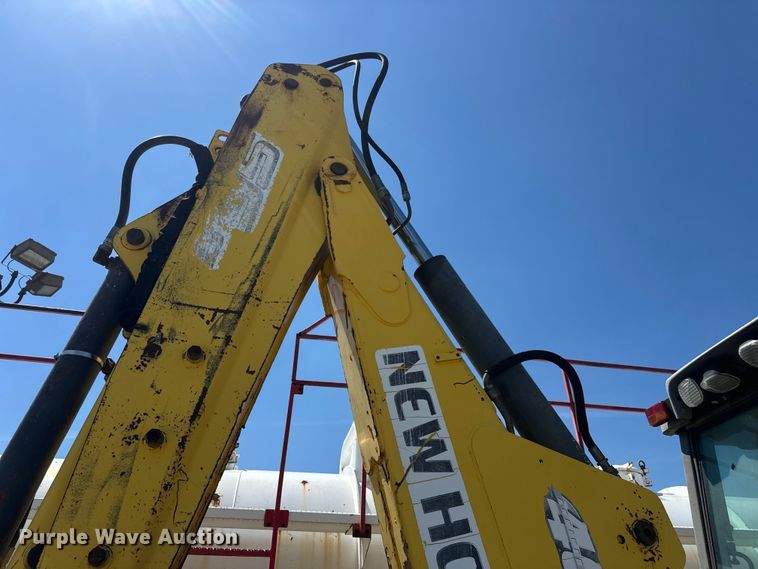 image for item MX9195 2007 New Holland B95 backhoe