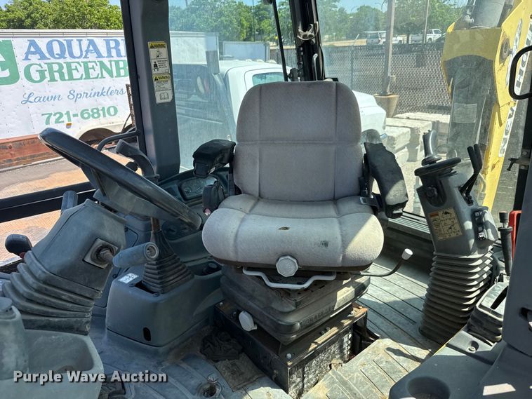 image for item MX9195 2007 New Holland B95 backhoe
