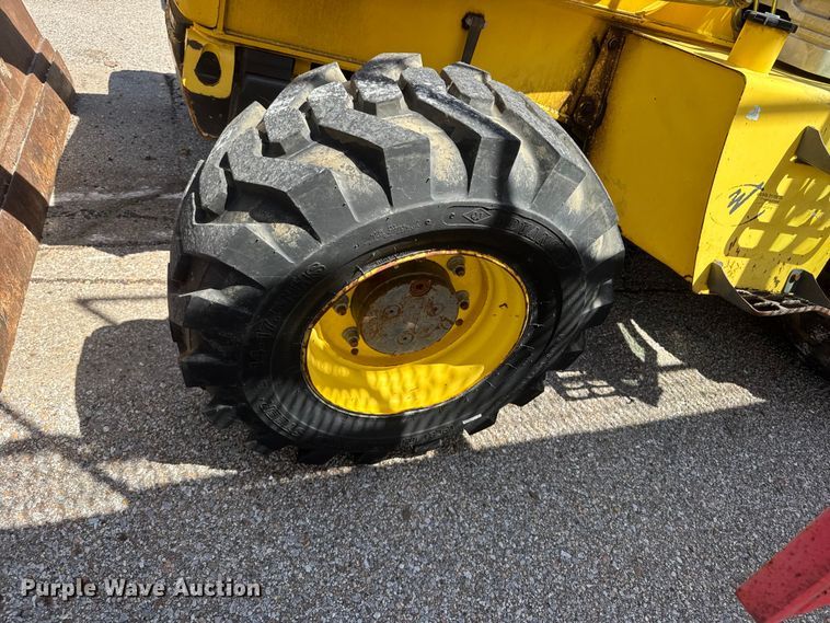 image for item MX9195 2007 New Holland B95 backhoe