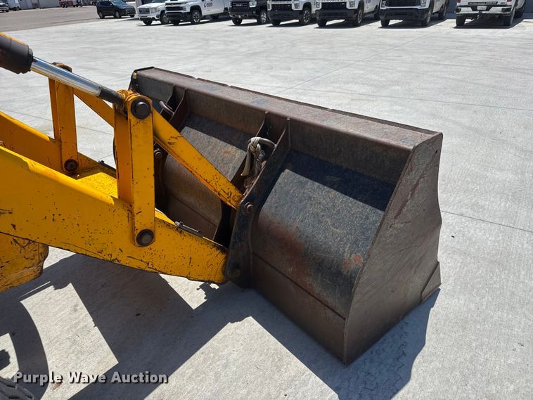 image for item MX9196 JCB 214 Series 3 backhoe