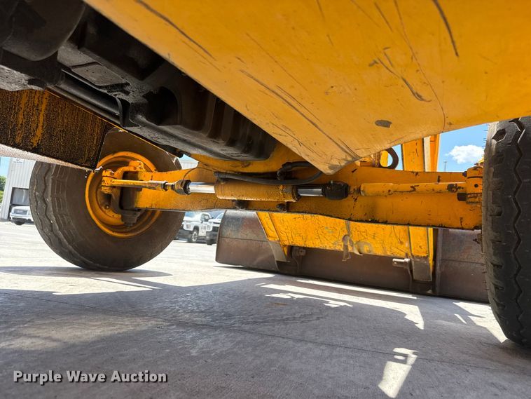 image for item MX9196 JCB 214 Series 3 backhoe