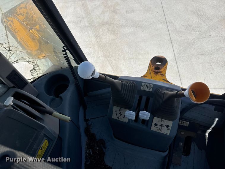 image for item MX9196 JCB 214 Series 3 backhoe