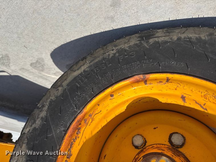 image for item MX9196 JCB 214 Series 3 backhoe