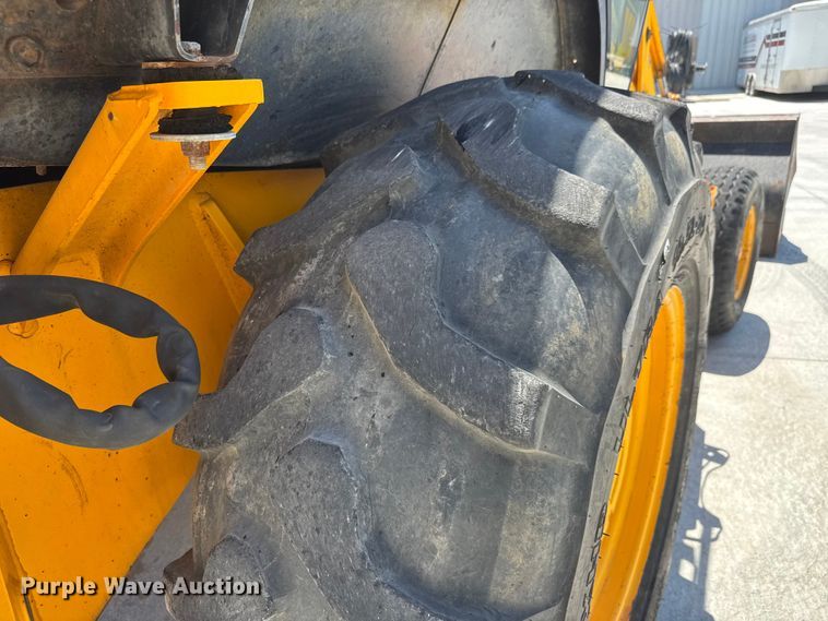 image for item MX9196 JCB 214 Series 3 backhoe