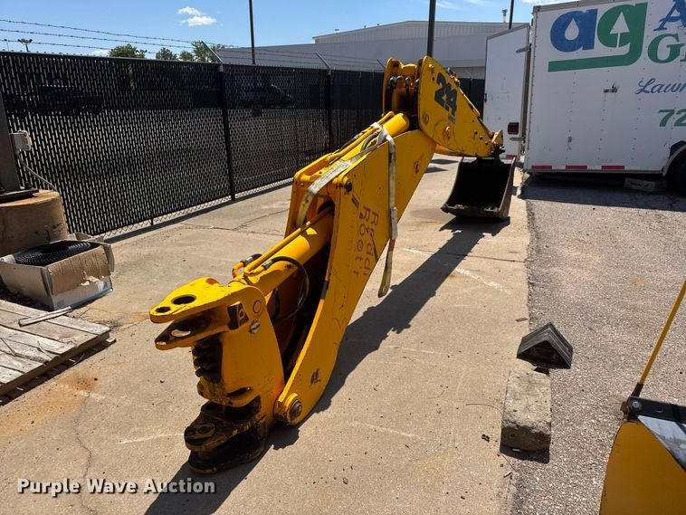 image for item MX9196 JCB 214 Series 3 backhoe