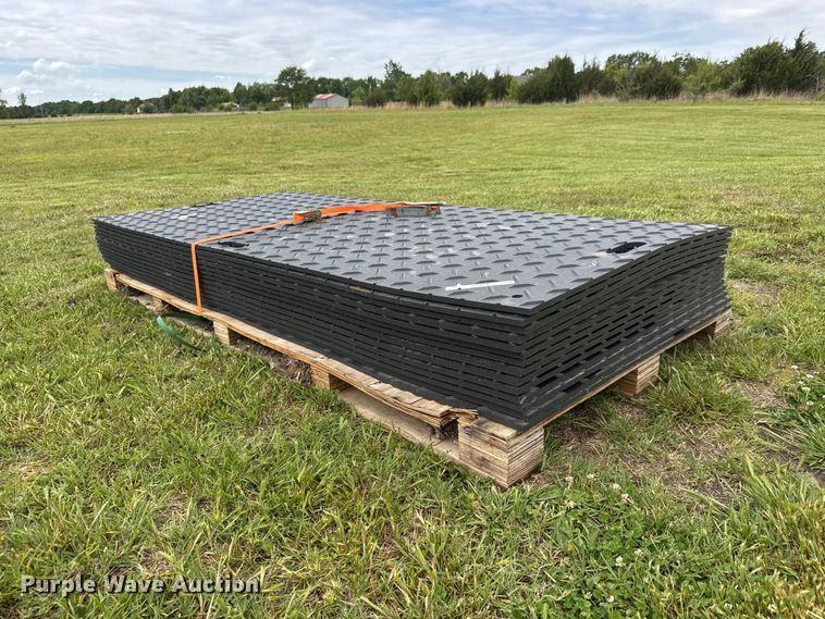 image for item MX9235 (14) crane mats