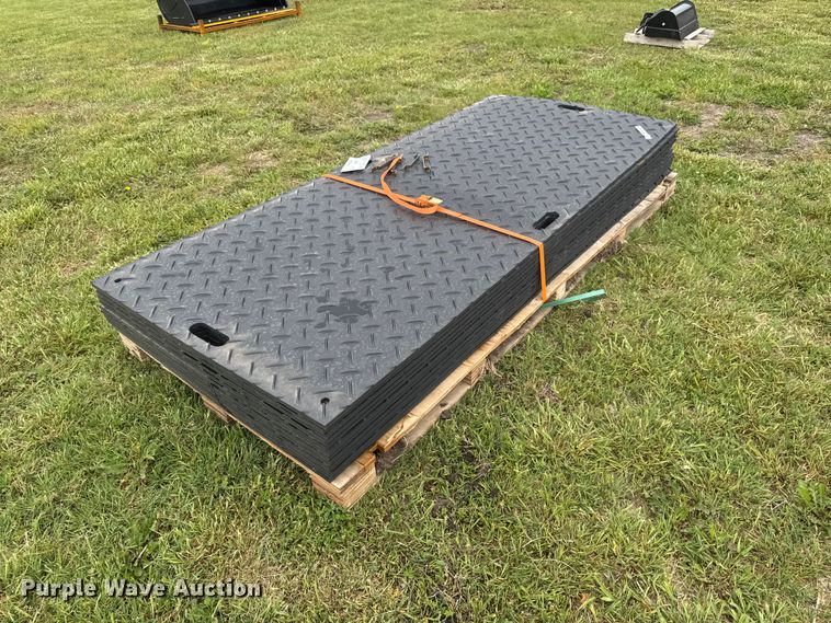 image for item MX9235 (14) crane mats