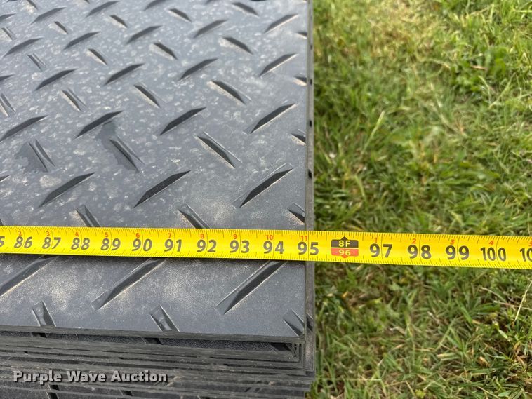 image for item MX9235 (14) crane mats