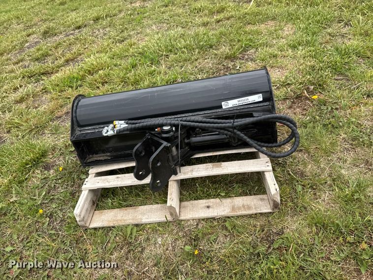 image for item MX9236 mini excavator tilt bucket