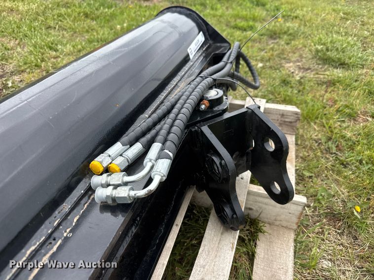 image for item MX9236 mini excavator tilt bucket