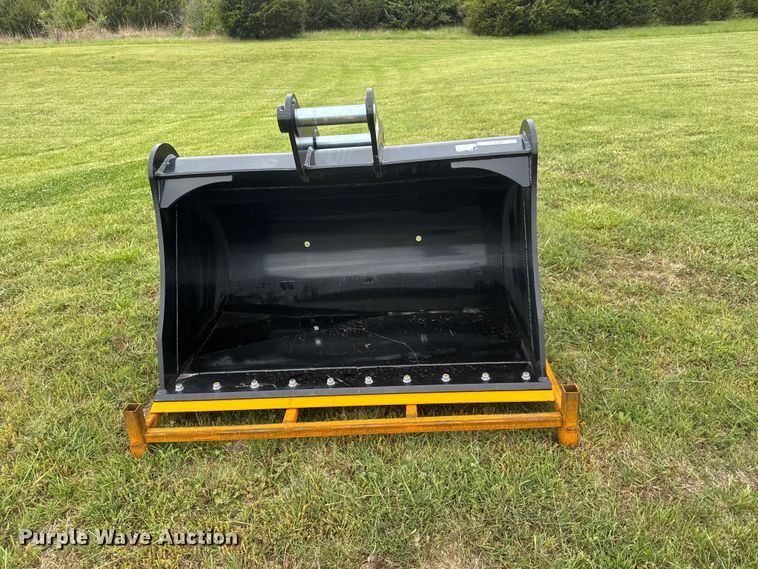 image for item MX9237 2026 GIYI FB60 excavator bucket