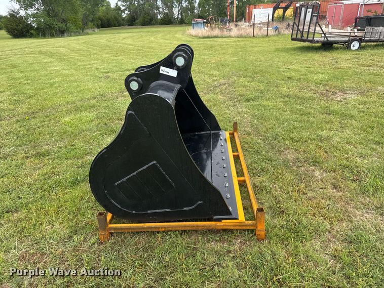 image for item MX9237 2026 GIYI FB60 excavator bucket