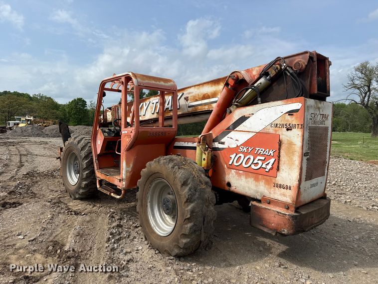 image for item NK9209 2001 Sky Trak 10054 telehandler