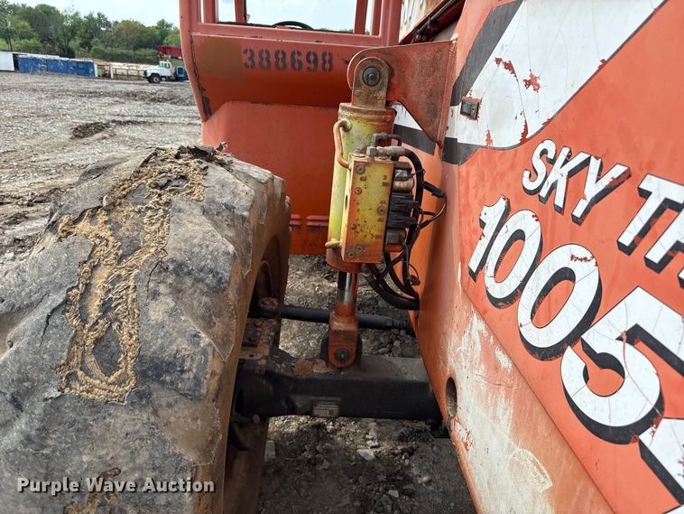 image for item NK9209 2001 Sky Trak 10054 telehandler