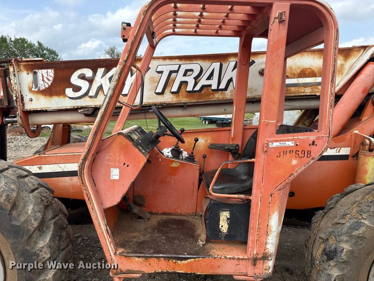 image for item NK9209 2001 Sky Trak 10054 telehandler