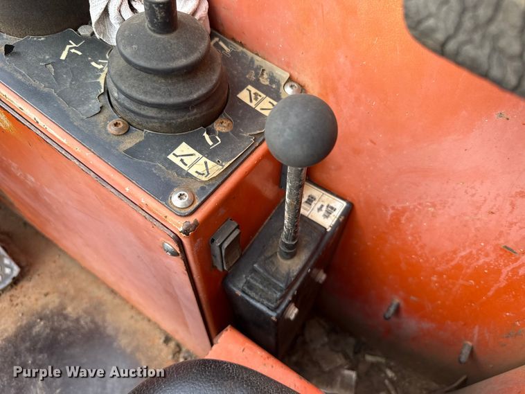 image for item NK9209 2001 Sky Trak 10054 telehandler