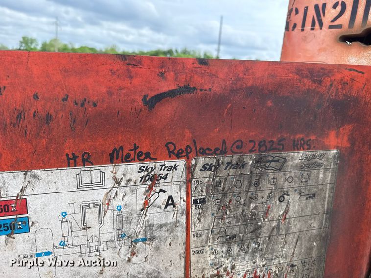 image for item NK9209 2001 Sky Trak 10054 telehandler