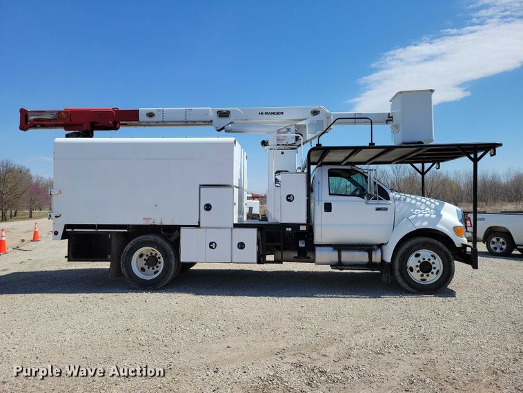 image for item NK9992 2007 Ford F750 Super Duty 