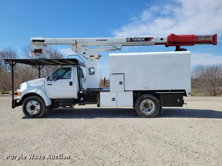 image for item NK9992 2007 Ford F750 Super Duty 