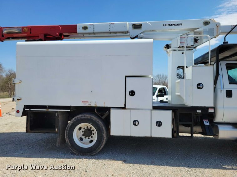 image for item NK9992 2007 Ford F750 Super Duty 