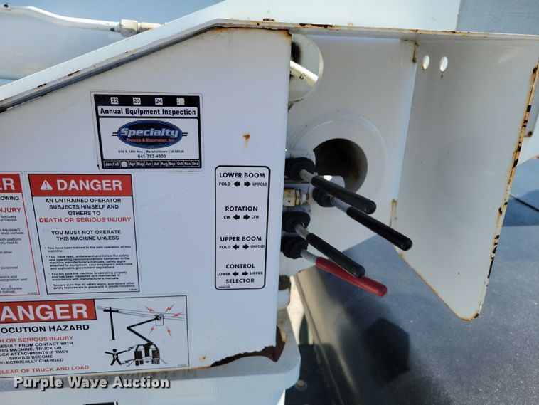 image for item NK9992 2007 Ford F750 Super Duty 