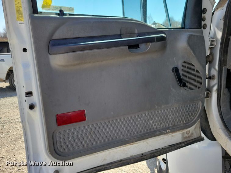image for item NK9992 2007 Ford F750 Super Duty 