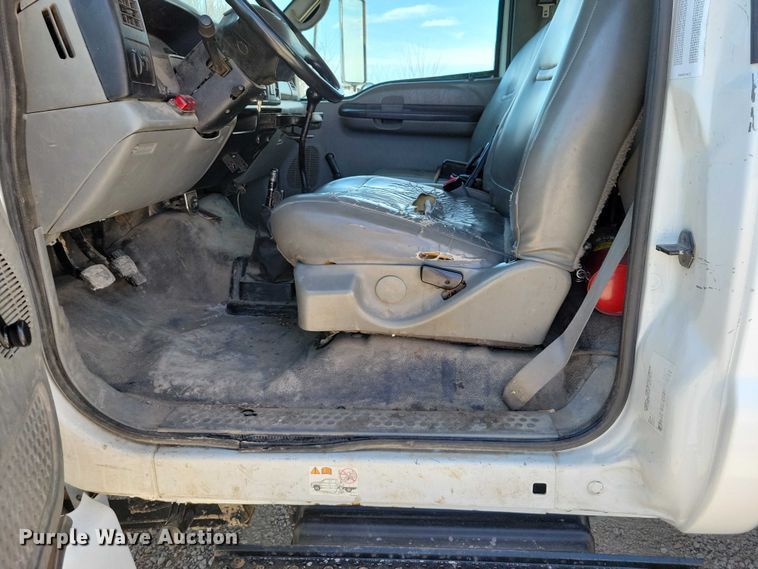 image for item NK9992 2007 Ford F750 Super Duty 