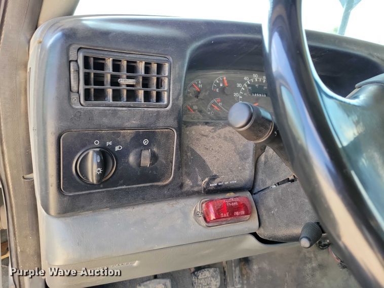image for item NK9992 2007 Ford F750 Super Duty 