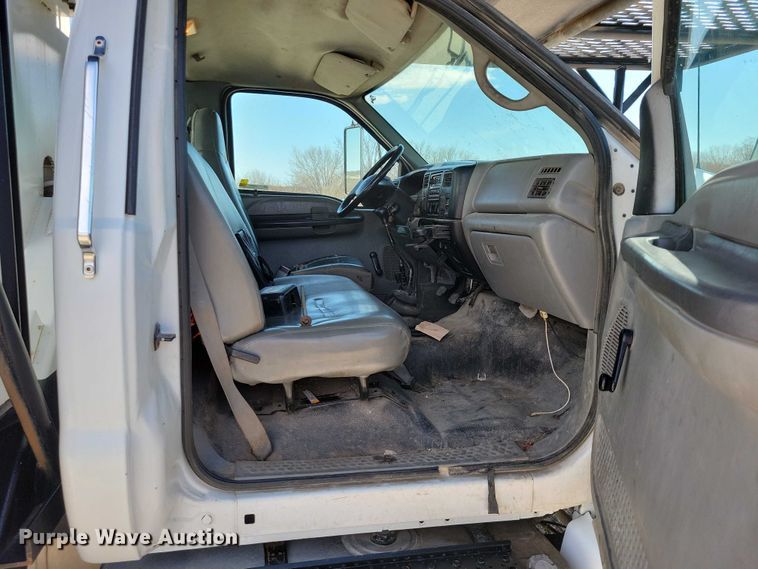 image for item NK9992 2007 Ford F750 Super Duty 