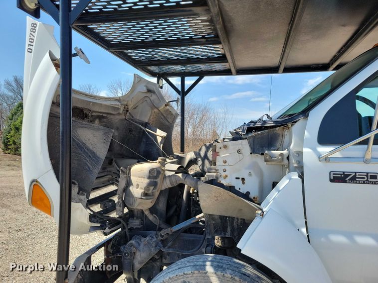 image for item NK9992 2007 Ford F750 Super Duty 