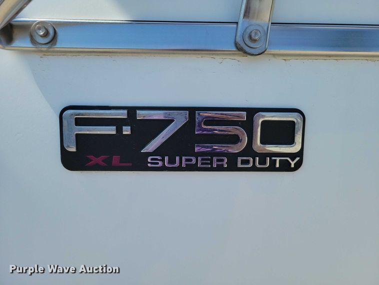 image for item NK9992 2007 Ford F750 Super Duty 