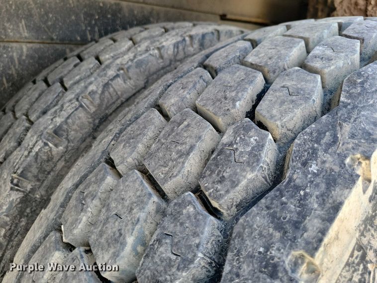 image for item NK9992 2007 Ford F750 Super Duty 