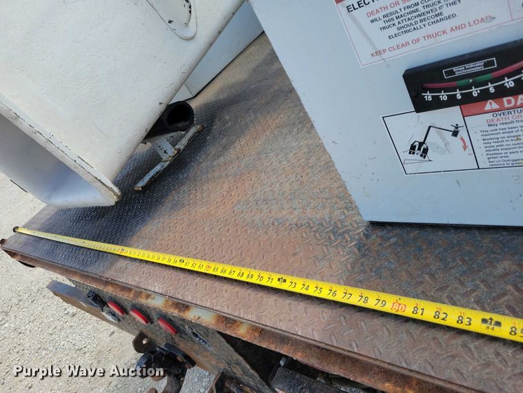image for item NK9993 2010 Ford F450 Super Duty bucket truck