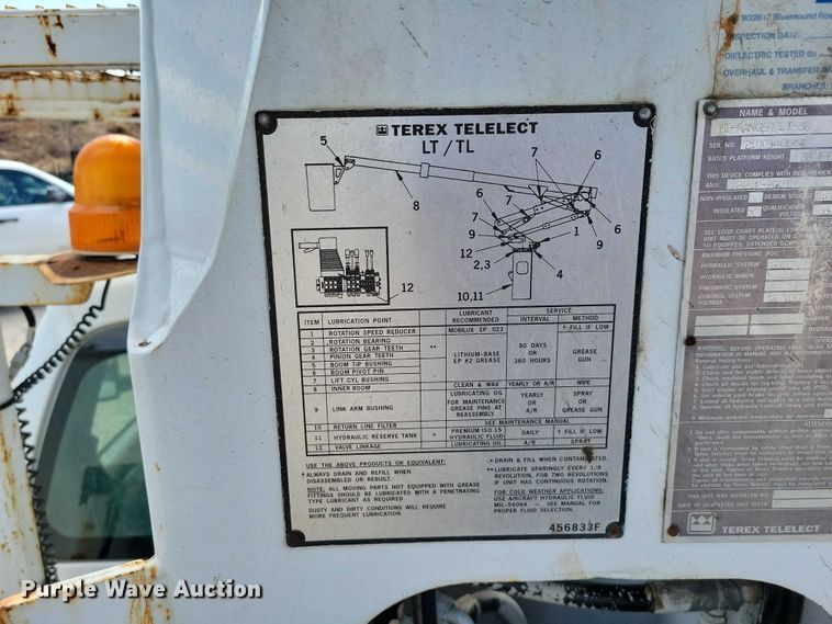 image for item NK9993 2010 Ford F450 Super Duty bucket truck