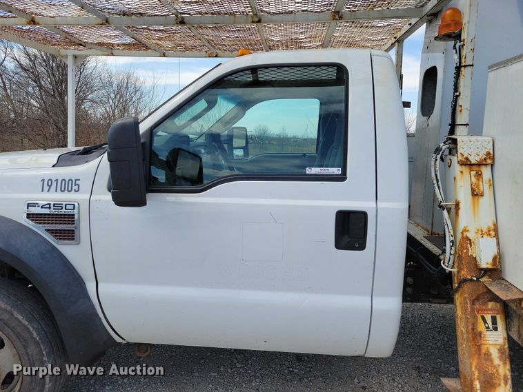image for item NK9993 2010 Ford F450 Super Duty bucket truck