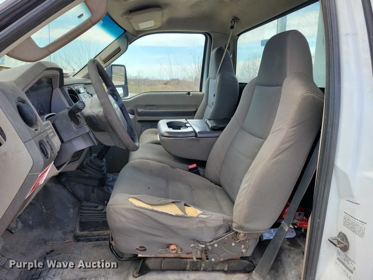 image for item NK9993 2010 Ford F450 Super Duty bucket truck