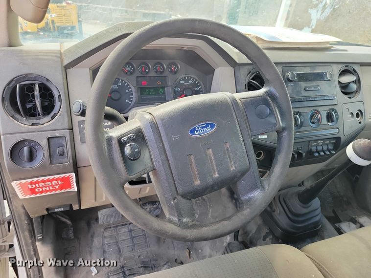 image for item NK9993 2010 Ford F450 Super Duty bucket truck