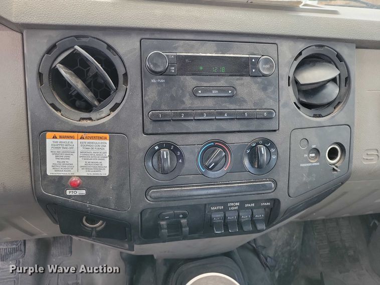 image for item NK9993 2010 Ford F450 Super Duty bucket truck