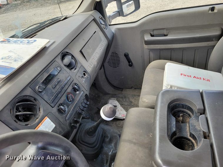 image for item NK9993 2010 Ford F450 Super Duty bucket truck