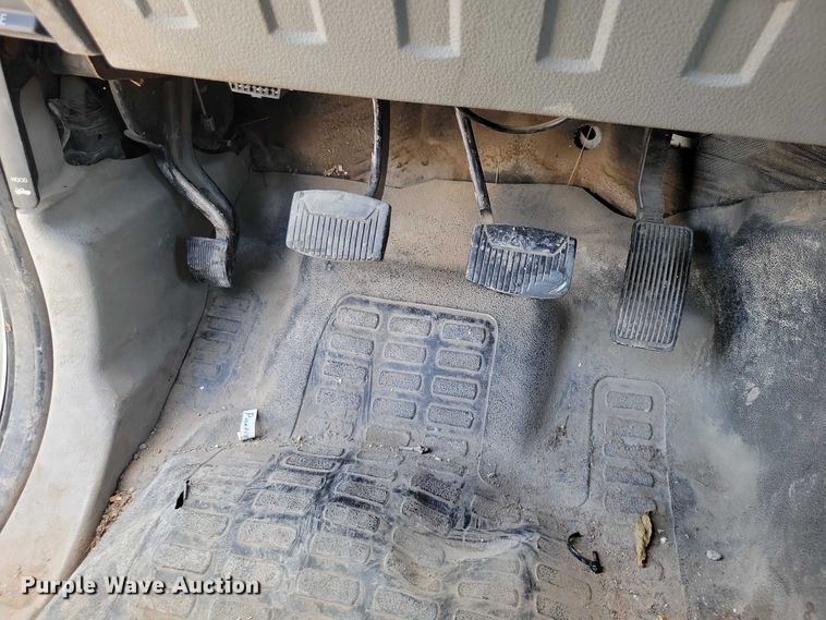 image for item NK9993 2010 Ford F450 Super Duty bucket truck