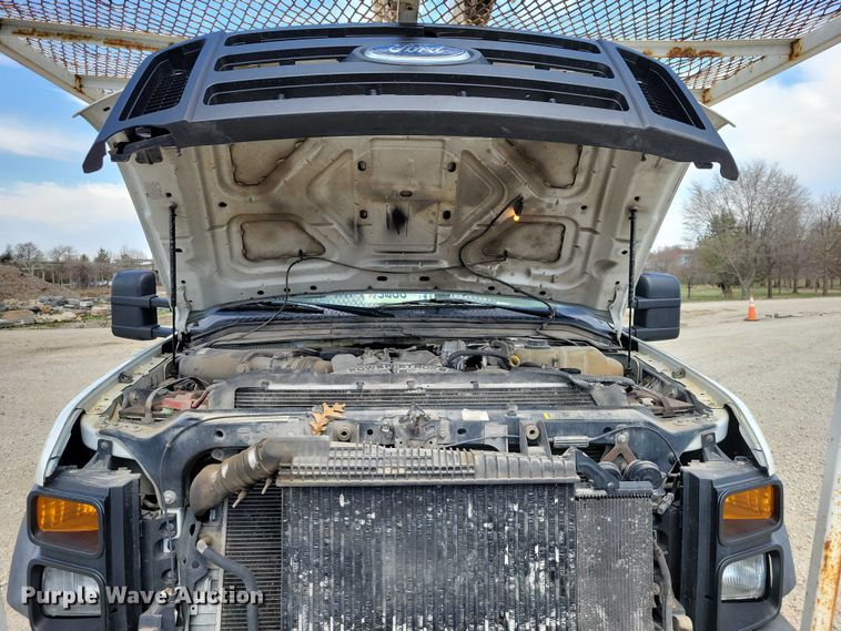image for item NK9993 2010 Ford F450 Super Duty bucket truck