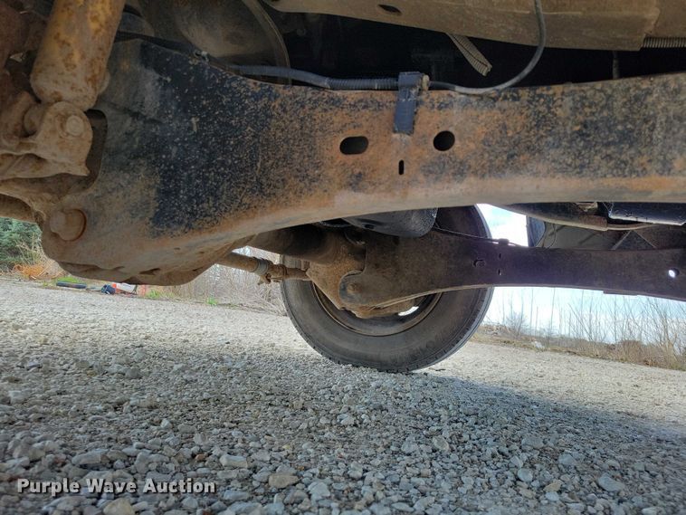 image for item NK9993 2010 Ford F450 Super Duty bucket truck