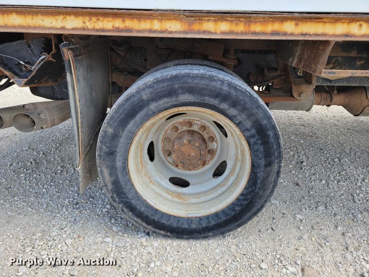 image for item NK9993 2010 Ford F450 Super Duty bucket truck