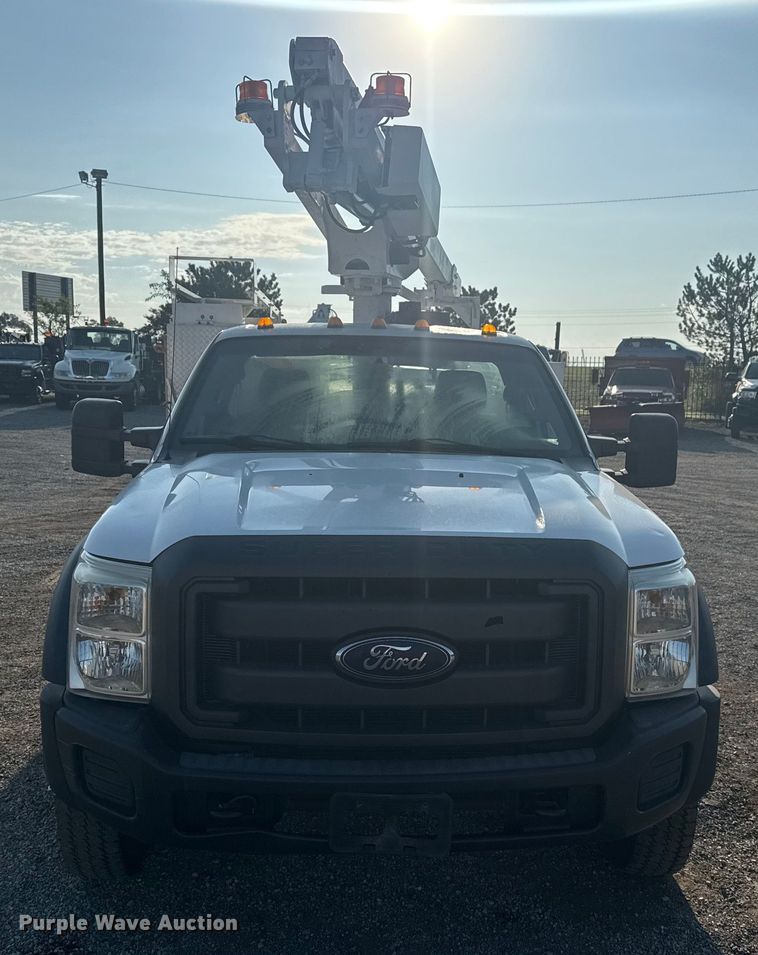 image for item NU9639 2012 Ford F450 Super Duty bucket truck