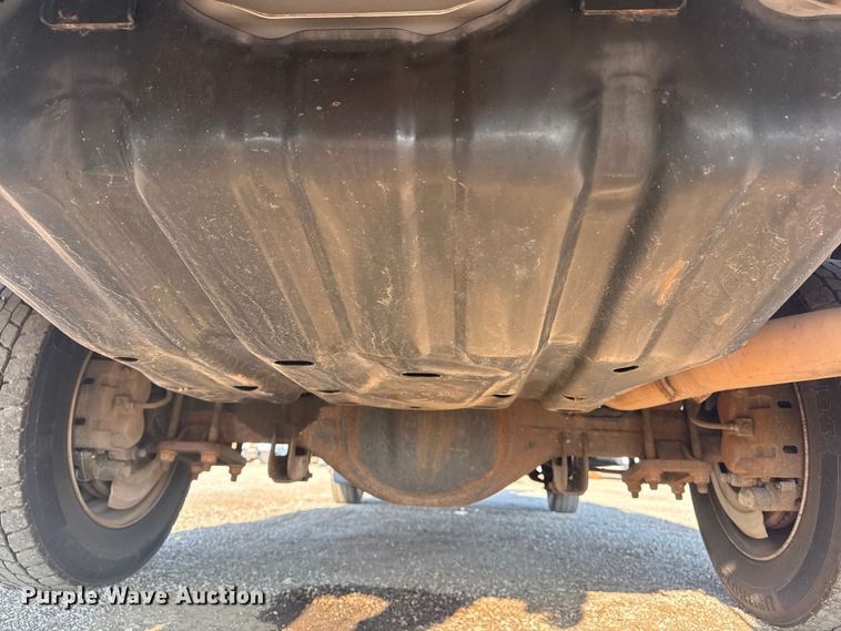 image for item NU9639 2012 Ford F450 Super Duty bucket truck